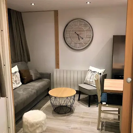 아파트 Renove 3 Pieces, 4 Pers, 2 Ch, En Plein Coeur De La Station, Proche Des Pistes Et Commerces - Fr-1-545-36 *